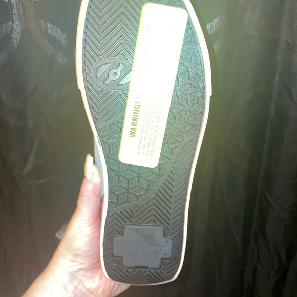 HEELYS RED SKULL - Picture 3 of 4